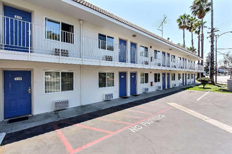 Motel 6 San Jose Campbell image