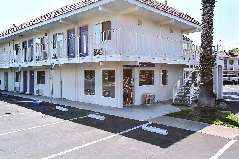 Motel 6 San Jose Campbell image