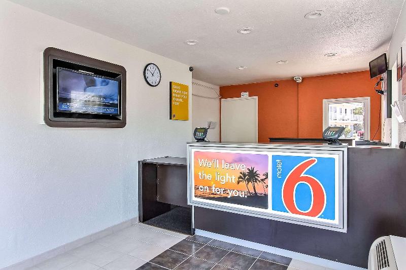 Motel 6 San Jose Campbell image