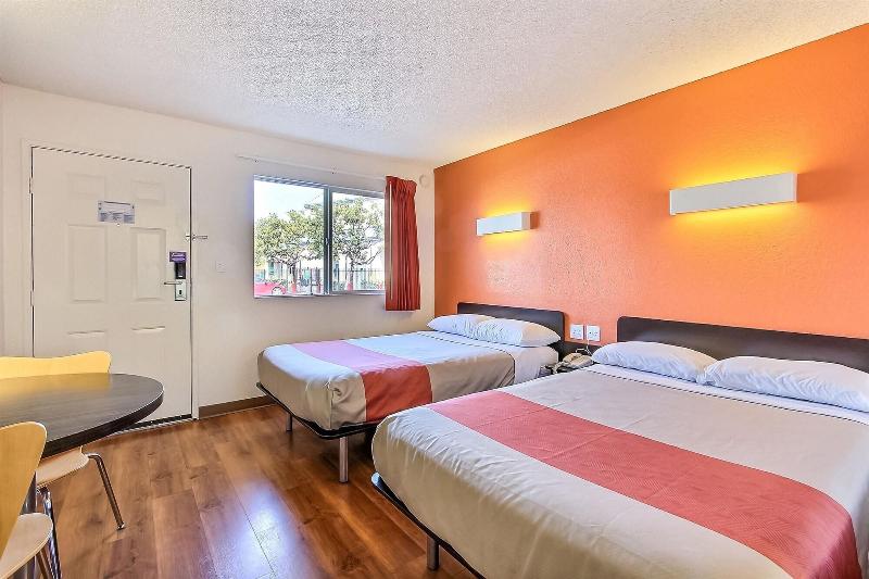 Motel 6 San Jose Campbell image