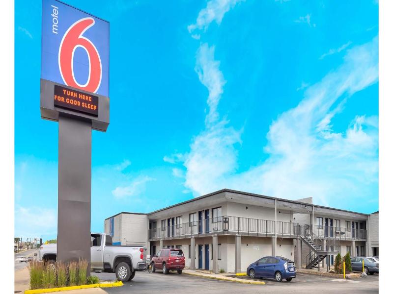 Motel 6 Villa Park, Il - Chicago West image