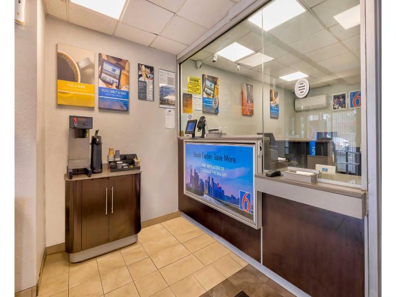 Motel 6 Villa Park, Il - Chicago West image