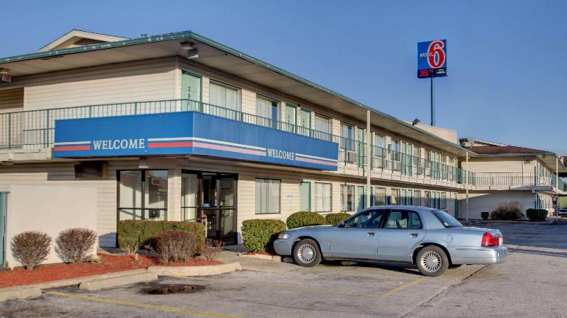 Motel 6 Owensboro image