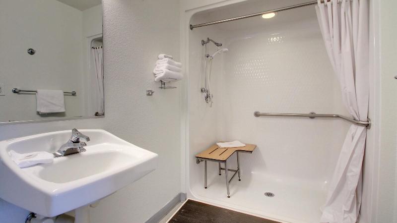 Motel 6 Owensboro image