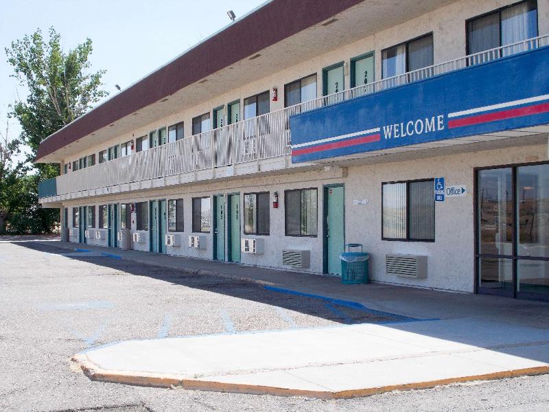 Motel 6 Green River Ut image
