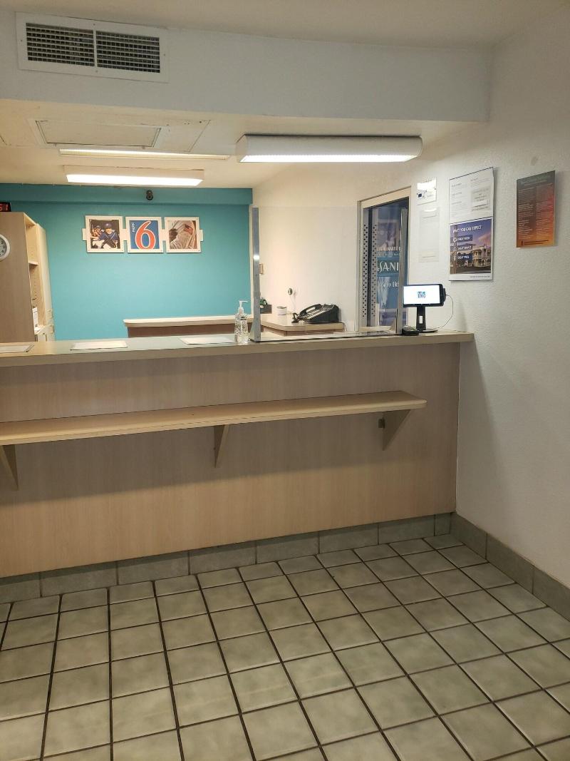 Motel 6 Green River Ut image