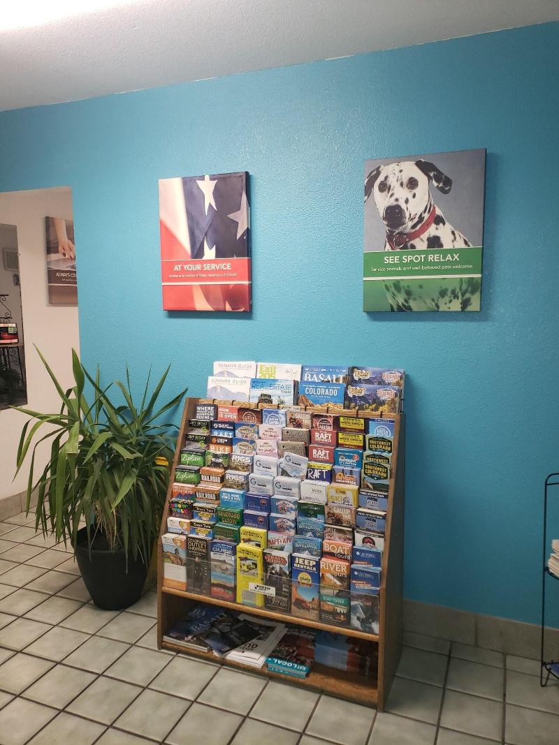 Motel 6 Green River Ut image