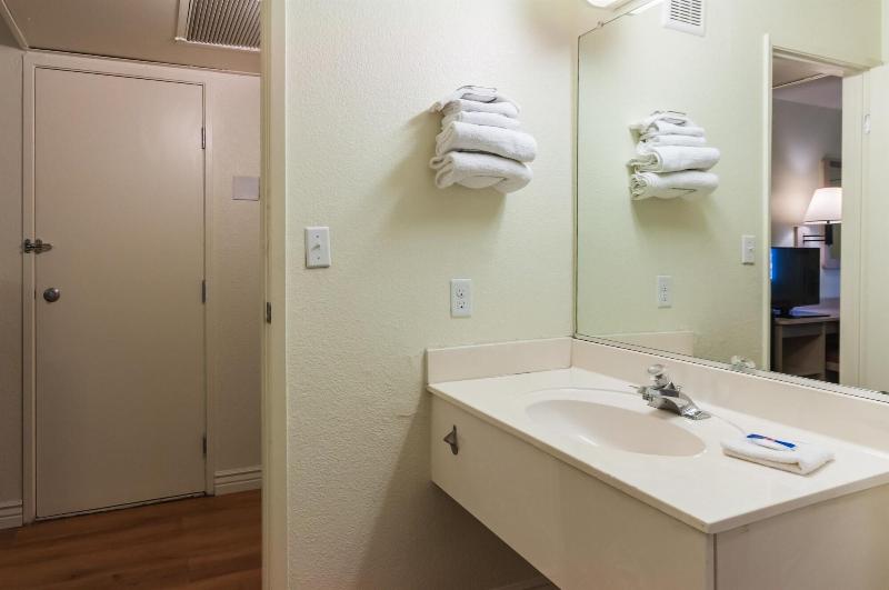 Motel 6 Green River Ut image