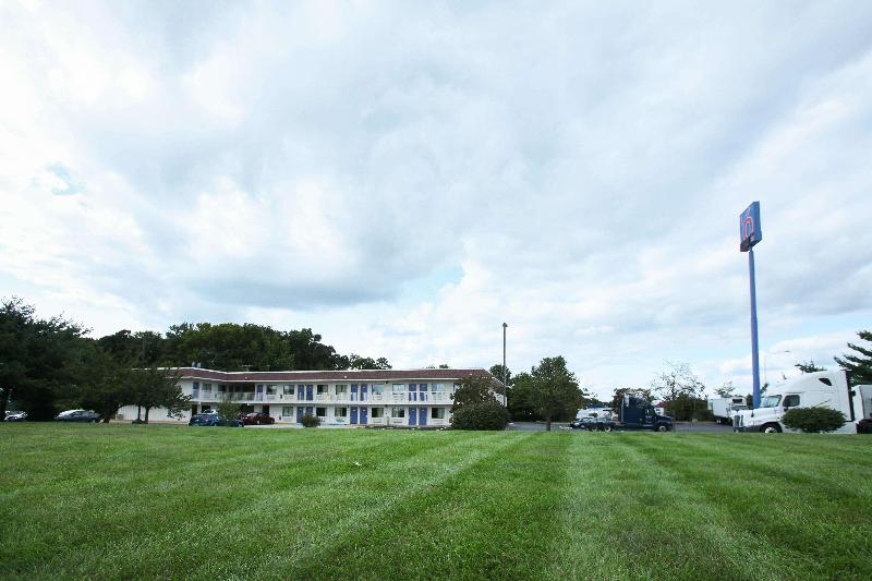 Motel 6 Elkton, MD image