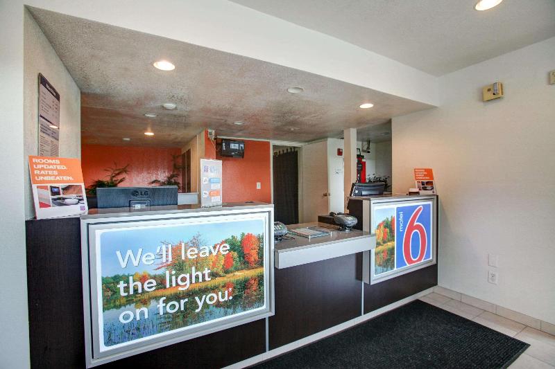 Motel 6 Elkton, MD image