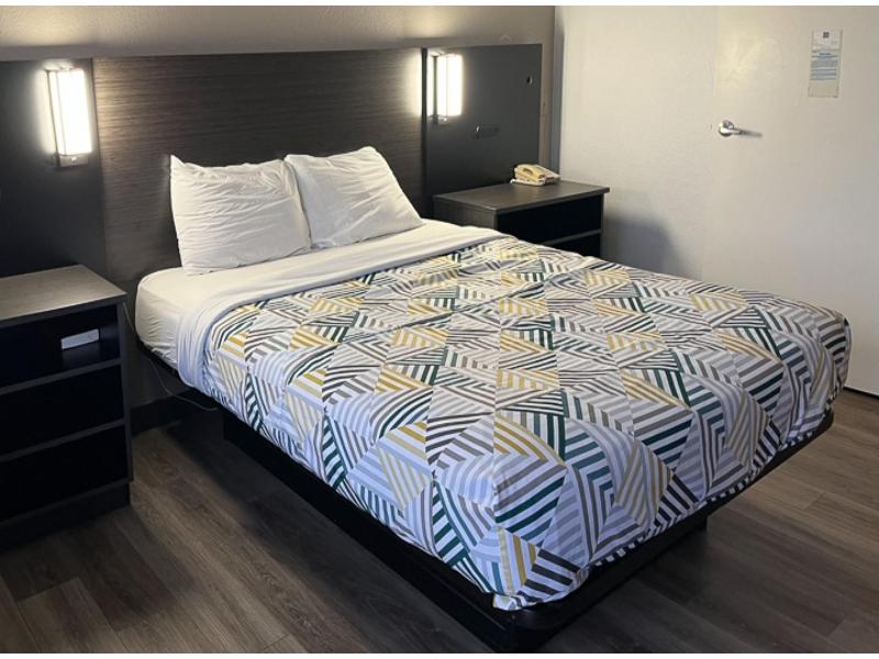 Motel 6 Elkton, MD image