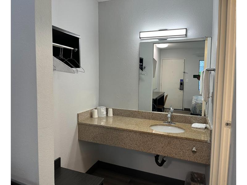 Motel 6 Elkton, MD image