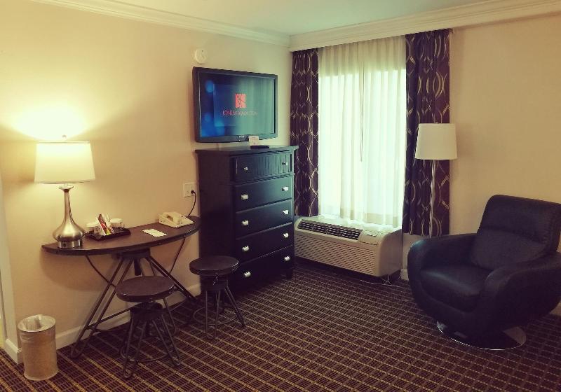 The Wilshire Grand Hotel image