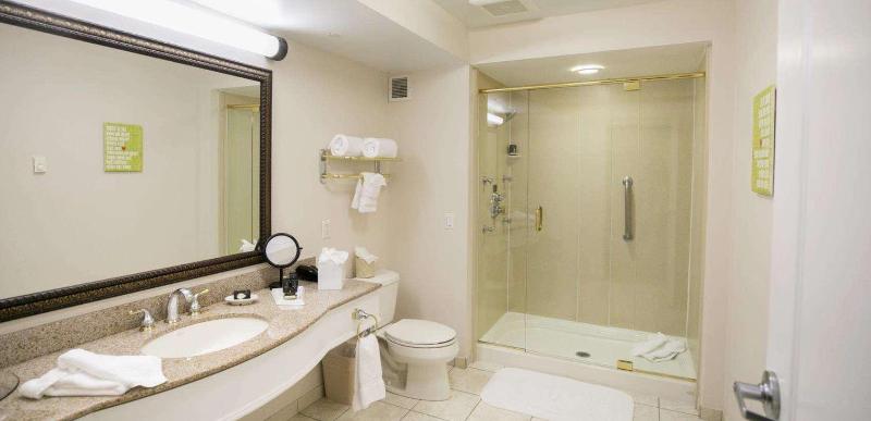 The Wilshire Grand Hotel image