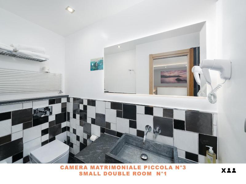 Affittacamere Lo Scoglio image