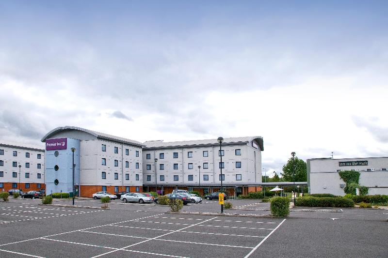 PREMIER INN LONDON ENFIELD