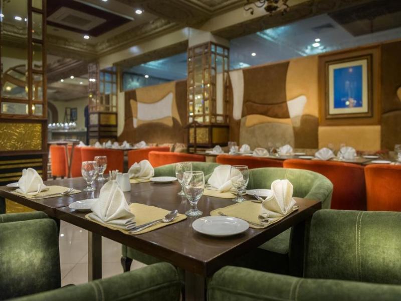 Luxus Grand Hotel image