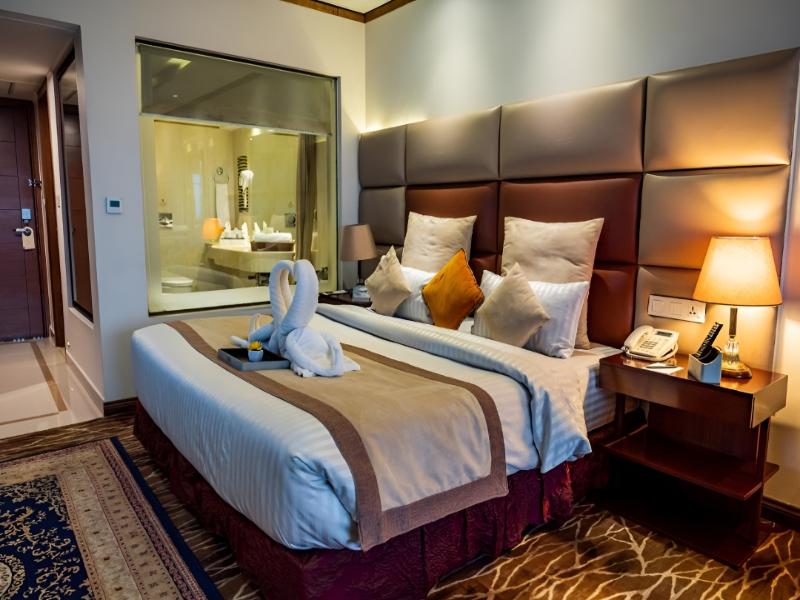 Luxus Grand Hotel image