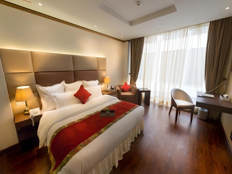 Luxus Grand Hotel image