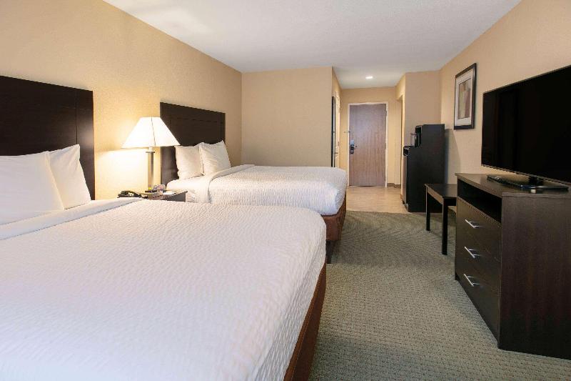Days Inn & Suites By Wyndham Florence Jackson Area image