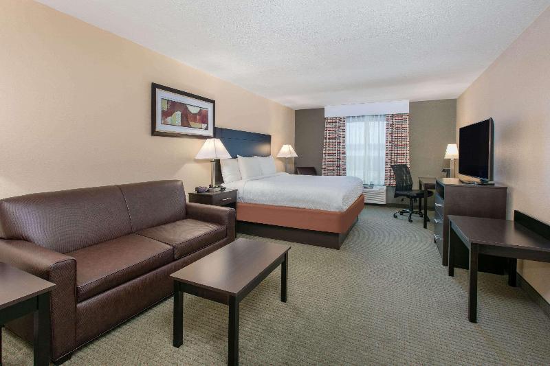 Days Inn & Suites By Wyndham Florence Jackson Area image