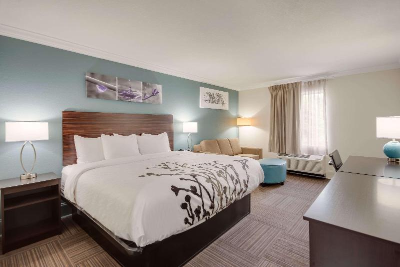 Bed room
