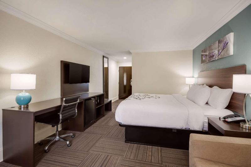 Sleep Inn & Suites Niceville - Destin image