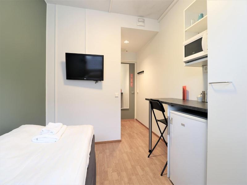 Forenom Aparthotel Helsinki Herttoniemi image