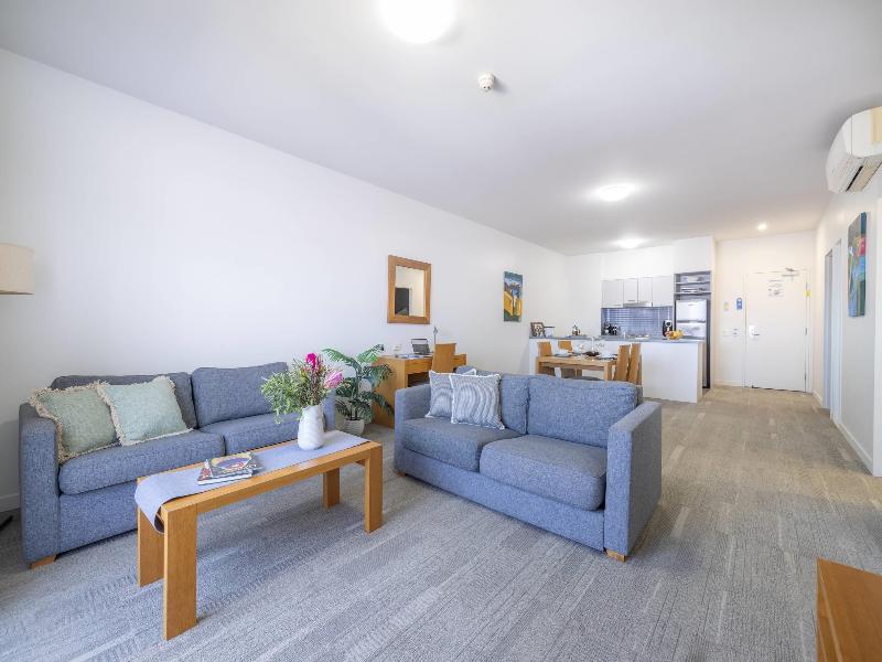 2 King Beds, Efficiency, Suite, Nonsmoking, Upgrade