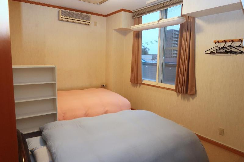 Otaru Ekimae Guest House Ito image