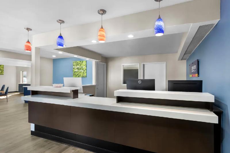 Park Inn by Radisson San Antonio - Image 4