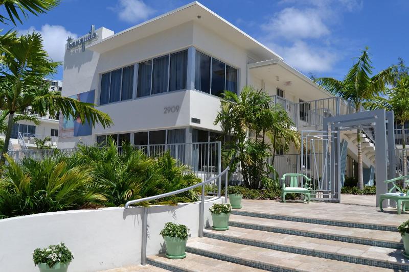 Tranquilo A North Beach Village Resort Hotel image