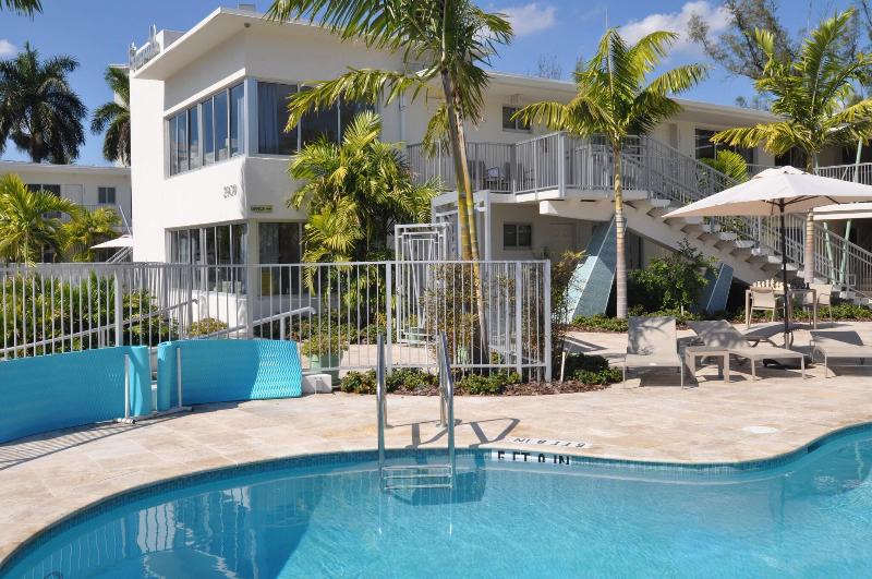 Tranquilo A North Beach Village Resort Hotel image