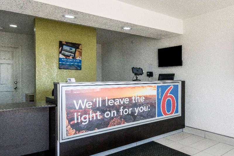 Motel 6 Ft Worth North image