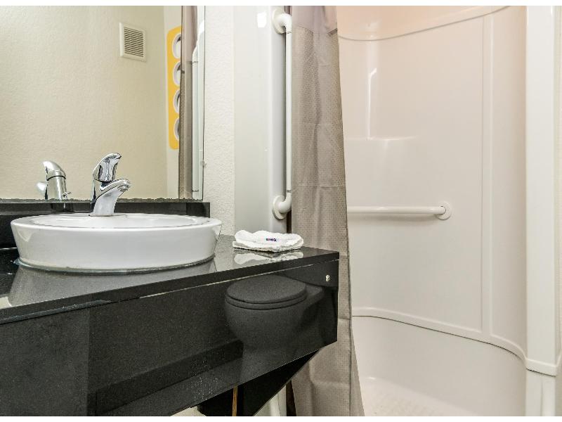 Motel 6 Fort Worth, TX - North GA image