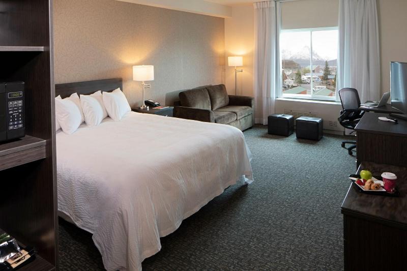 Totem Hotel And Suites — photo 24