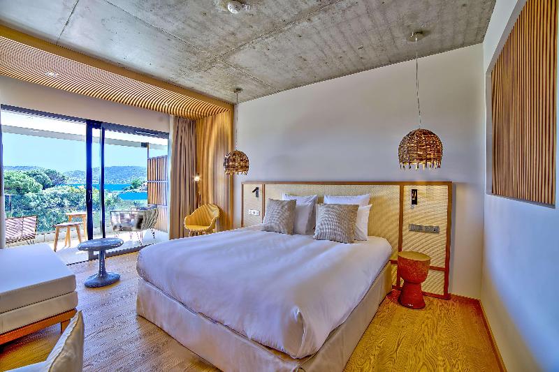 Golden Tulip Porto Vecchio image