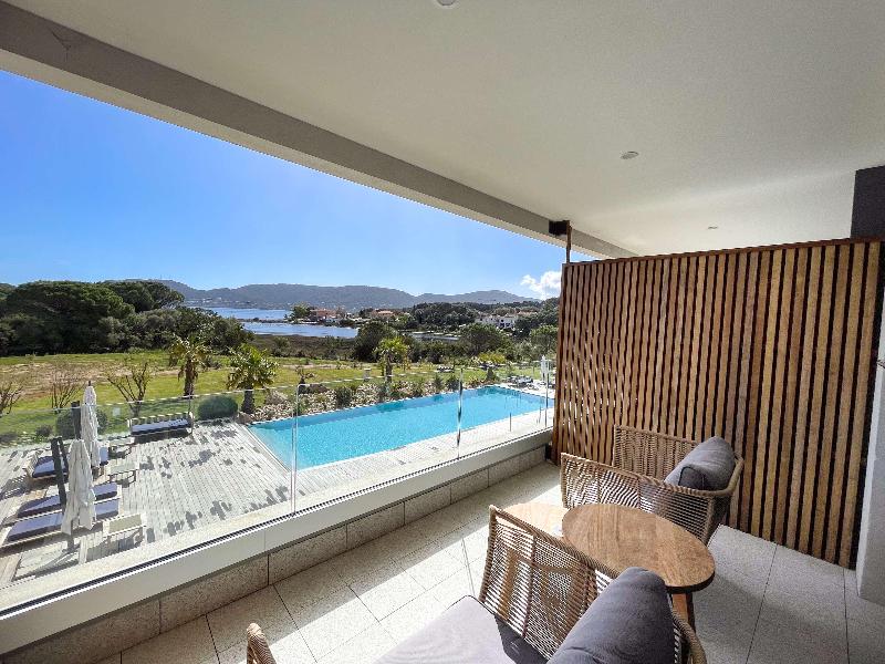 Golden Tulip Porto Vecchio image