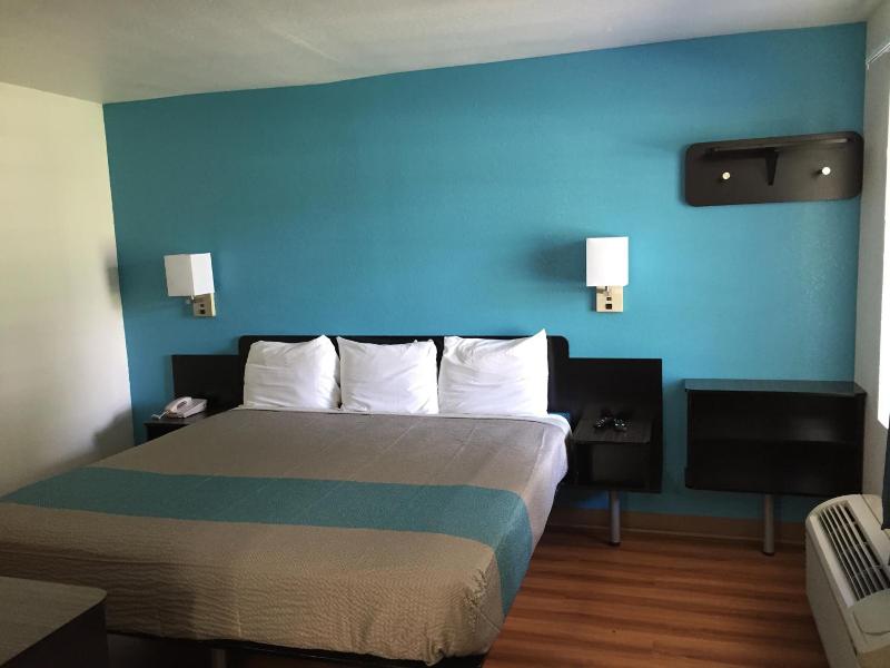 Motel 6 Prairie Du Chien Wi