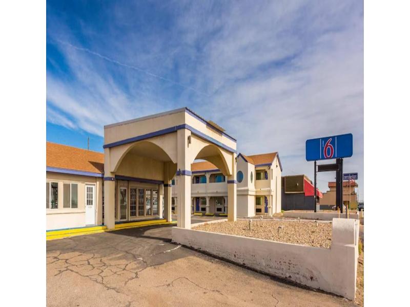 Motel 6 Clovis, Nm image