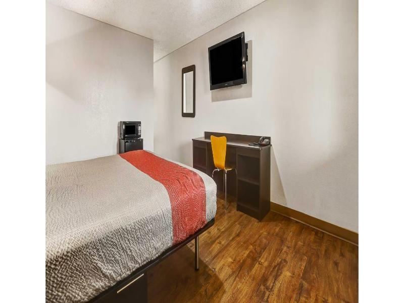 Motel 6 Clovis, Nm image