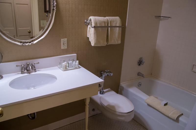 Fitger S Inn image