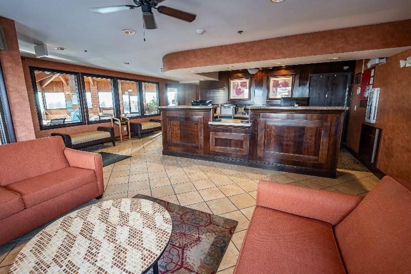 Christopher Inn And Suites image