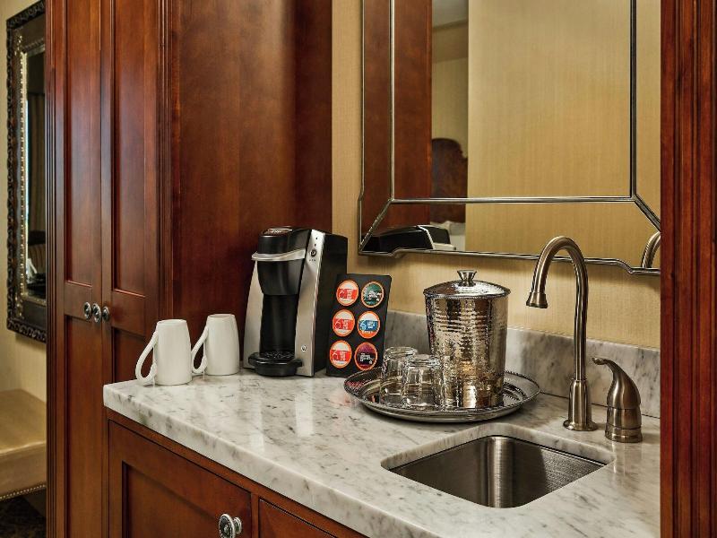 Woolley S Classic Suites
