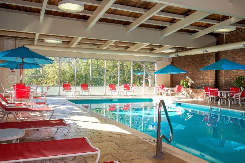 WHITE RIVER INN AND SUITES