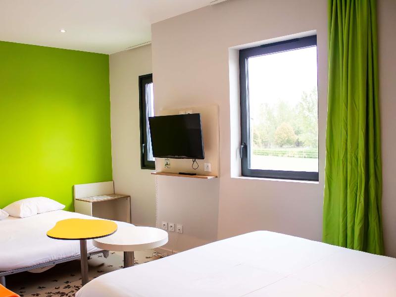 Ibis Styles Villeneuve Sur Lot image