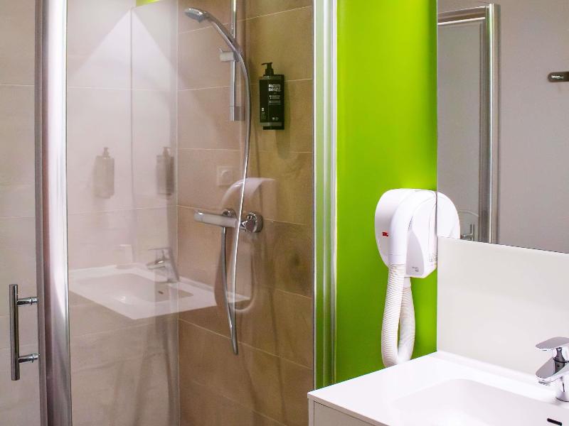 Ibis Styles Villeneuve Sur Lot image
