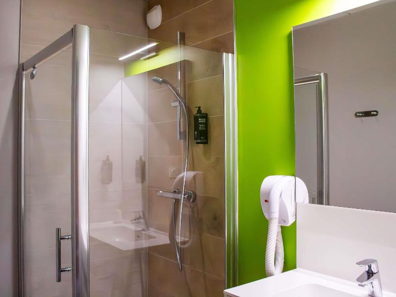 Ibis Styles Villeneuve Sur Lot image