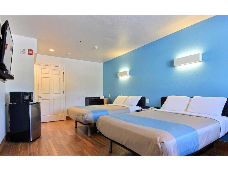 Motel 6 Rockport, Tx image