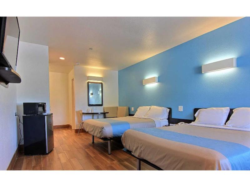 Motel 6 Rockport, Tx image